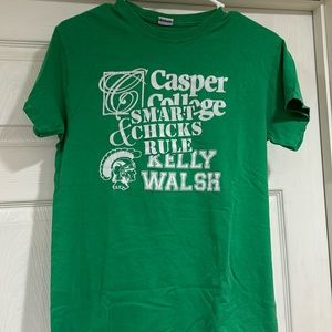 Smart chicks rule tshirt